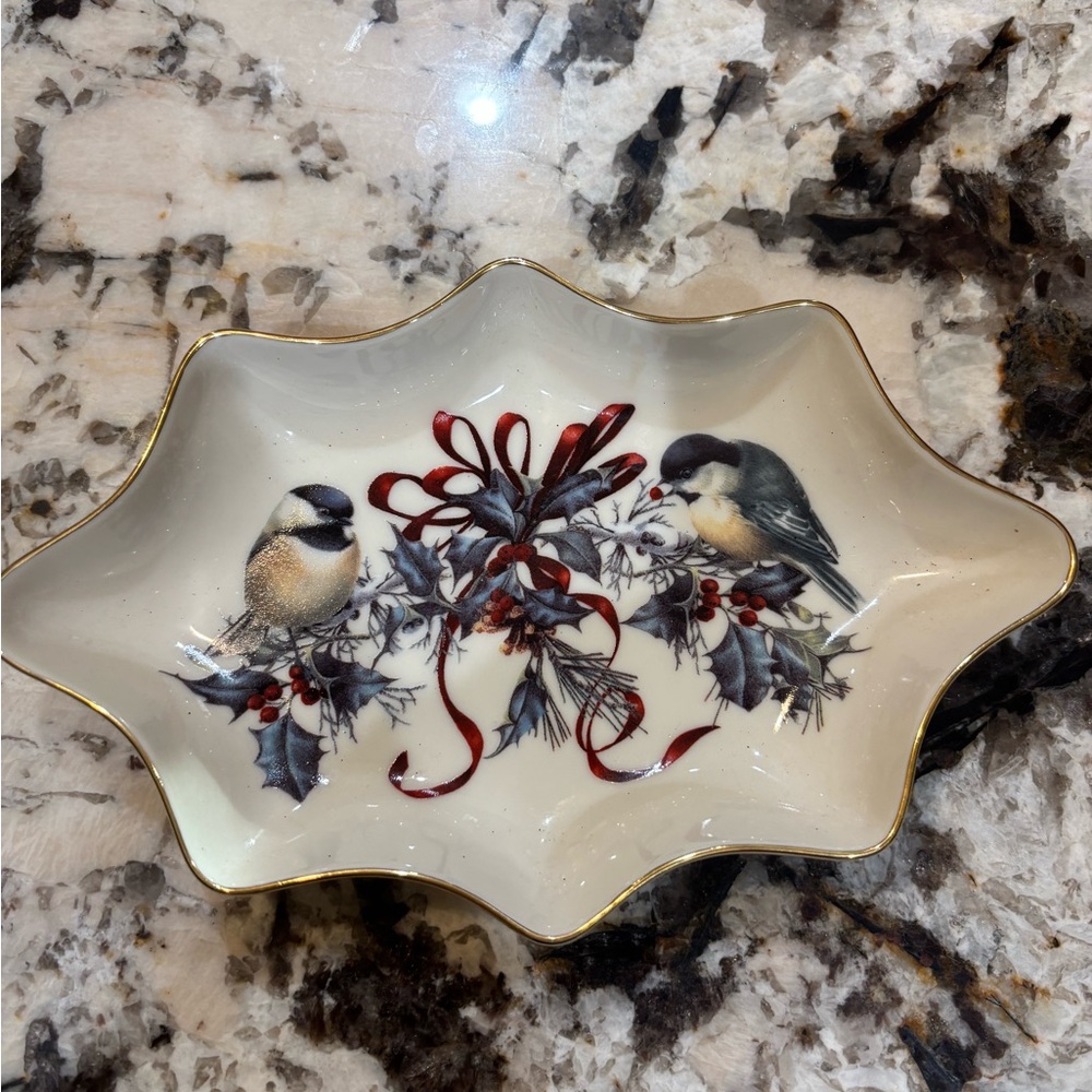 Lenox Winter Greetings by Catherine McClung Holiday Dish with Red and Gold Trim
